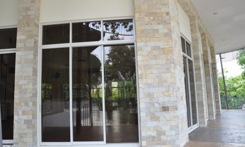 feature slider - home in stone