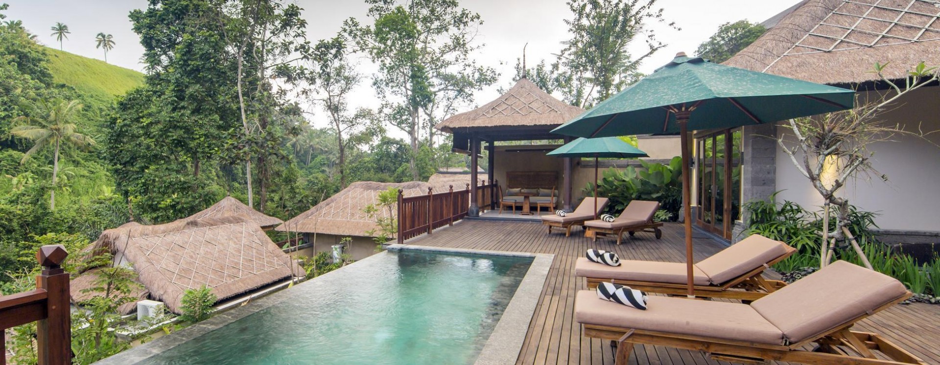 feature slider - home in stone